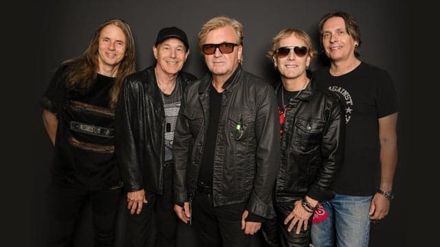 Photograph of Honeymoon Suite