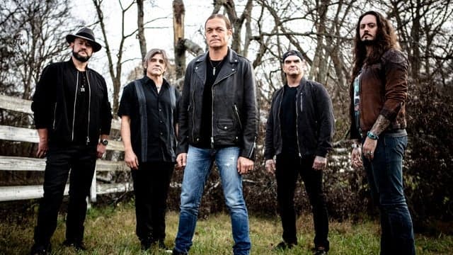 Photograph of 3 Doors Down